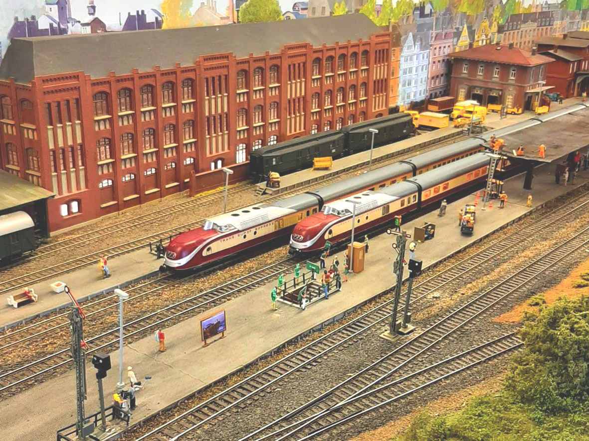 Zwei TEE MEF Anlage HH